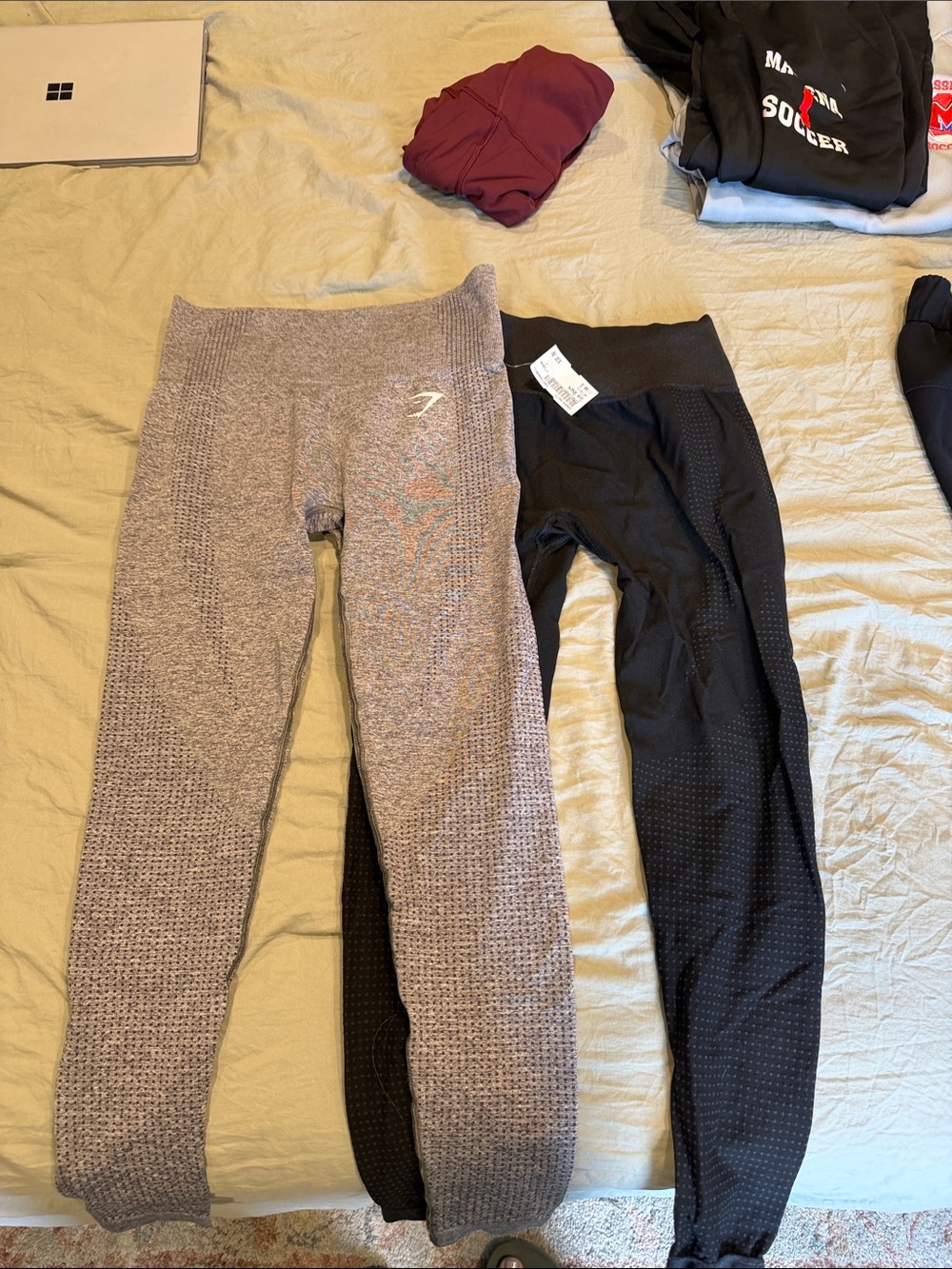 Gymshark Mauve Seamless Leggings & Black Performance Leggings - 2 Pack